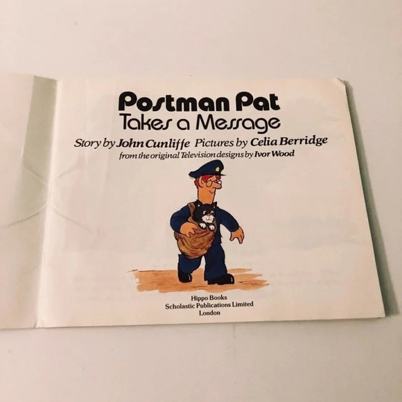1980s Postman Pat BooksTakes a Message and Goes Sledging - Picture 13 of 16